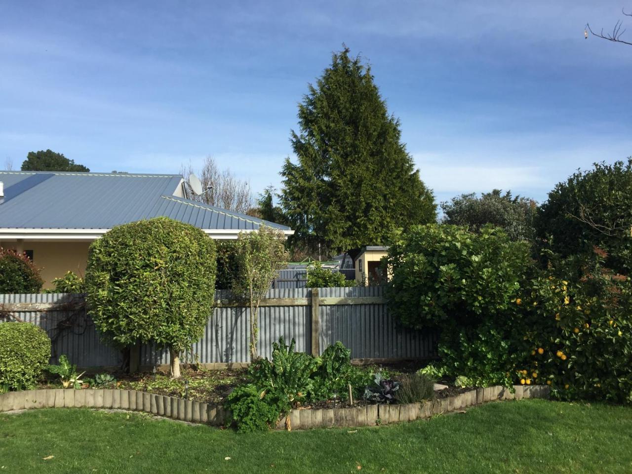 Cosy, Central Greytown Sleepout Buitenkant foto